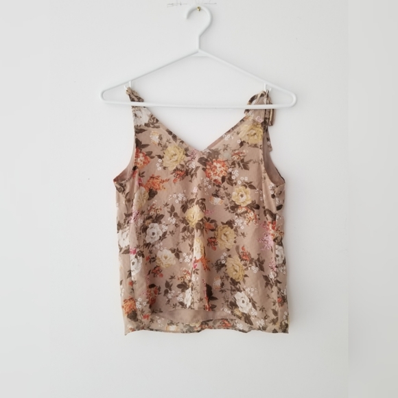 ⭐2/$25 Dynamite Flowy Tank - Picture 2 of 4